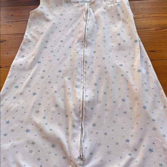 Halo Sleep Sack Sleeveless With Stars Zip Front.  Size M (6-12 Months) - Picture 6 of 9